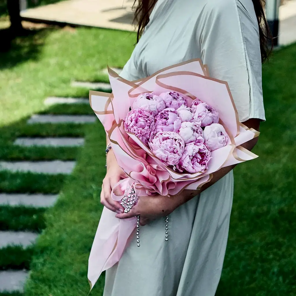 Pembe Şakayık Buketi