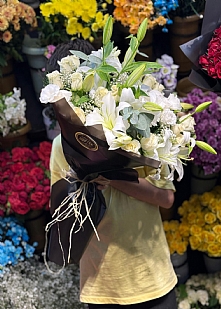 Delüx Lilyum Asaleti